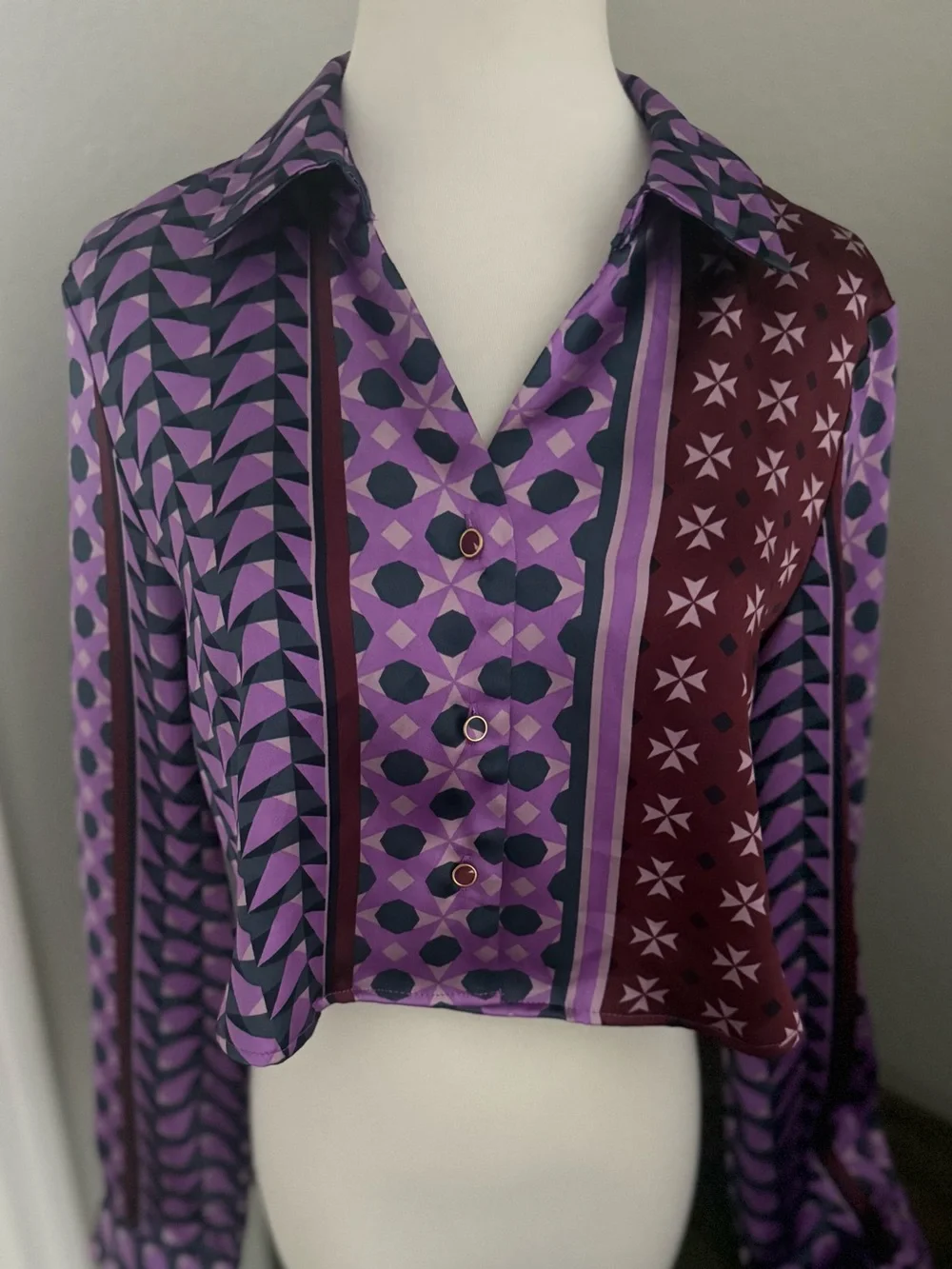 NWT House of Harlow 1960 Purple Mixed Print Cropped Blouse Small Satin Geometric